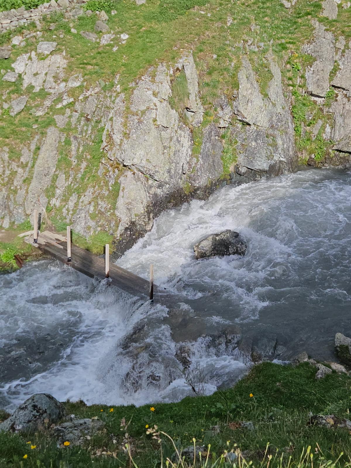 Passerelle refuge fond des fours
